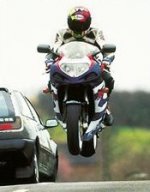 suz-gsxr750-02-bikepics-27104.jpg