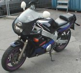 fzr022.jpg