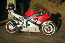 R1 2 [800x600].jpg
