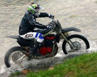 1100_cross_1.jpg