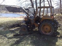 traktor N82.jpg