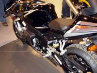 suzuki-gsxr1000-04-bikepics-070368.jpg