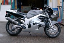 gixxer.jpg