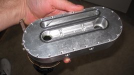 Oljefilter adapter modifierad med plats för oljetryck samt oljetempgivare.JPG