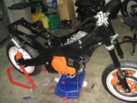Byggbilder ZX9R Streetfighter 20091104 001.jpg