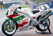 RVF750CASTROL[1].jpg