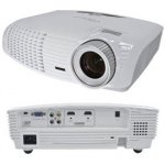 optoma-hd20-projector.jpg