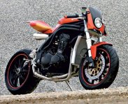 Triumph%20Triple%20by%20Angel%20Lussiana%20%201.jpg
