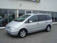 VW Sharan.jpg