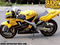 0712_sbkp_01_z+1999_honda_cbr600f4+side_view.jpg