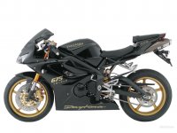 Triumph_Daytona_675_SE_2008_05_1024x768.jpg