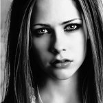 is-avril-lavigne-sexy.jpg