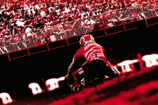 tribuna-motogp_wmk.jpg