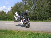 stoppie.jpg