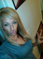 duckfaceblond.jpg