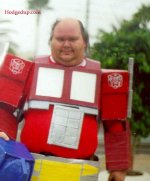 2009-10-18_200342_ginger_optimus-prime-old-fat-guy.jpg