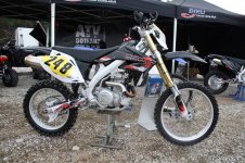 Monstra Enduro från sidan.jpg