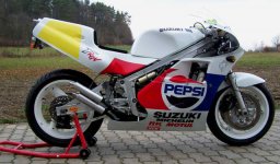 rgv500.jpg