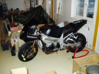 gixxersvart.jpg