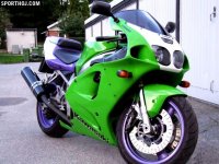 zx7r_.jpg