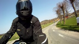 vlcsnap-2011-04-23-21h03m35s207.jpg