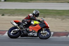 _MG_4287 red_redigerad-1.jpg