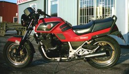 Suzuki-gsx1100-nr11.jpg