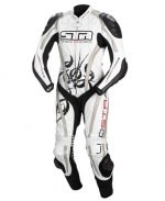 Silverstone_lady_11_b.jpg