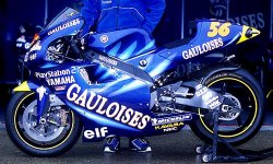 Yamaha%20YZR%20500%202002%20Shinya%20Nakano%2002.jpg