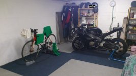 garage.jpg