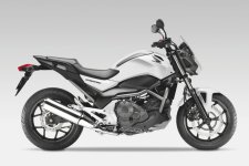 700xs.jpg