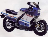 Suzuki RG500  3.jpg
