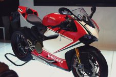 ducati-1199-panigale-s_02.jpg
