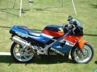 vfr400r nr1.jpg