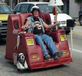 harley_davidson_chair_motorcycle_funny_pimped_sofa_humor_cool_haha_lol_rofl_smiles.jpg