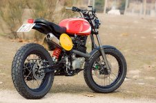 yamaha-xt600.jpg
