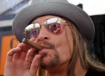 kid-rock-smoking.jpg