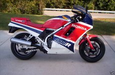 honda vf1000r.jpg