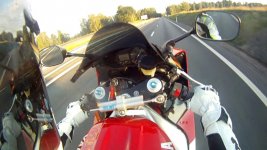 vlcsnap-2012-07-27-00h02m44s126.jpg