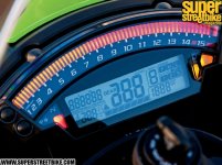 1102_sbkp_10_z+2011_kawasaki_ZX-10R+dash.jpg
