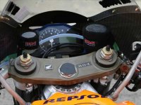122_RC211Vtest_Dashzoom+Honda_RC211V_GP+Dashboard_View.jpg