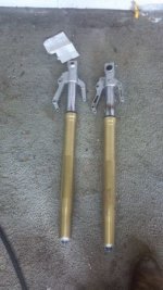 R1 forks 2.jpg