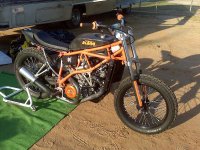 Ktm 950 flat track.jpg