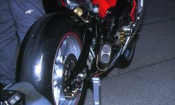 yamaha_yzrm1_2003_41.jpg
