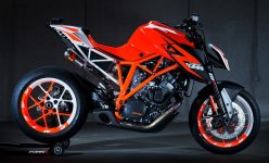 ktm-superduke-1290-r-official-pictures-photo-gallery_1.jpg