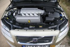 volvo-s80-v8-02.jpg