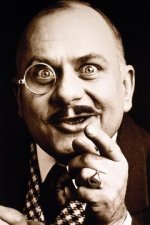 old-man-monocle-240tp121109.jpg