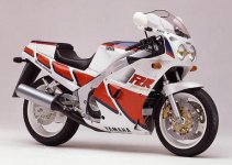 yamaha-fzr-06.jpg