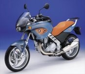 bmw-f-650-cs-scarver3.jpg