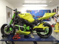 ZX9R Dreams 001.jpg